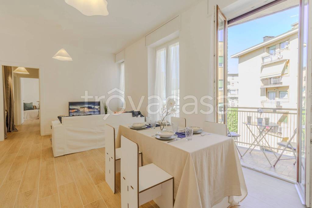 appartamento in vendita a Como in zona Como Centro