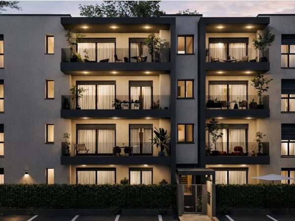 appartamento in vendita a Como in zona Sagnino