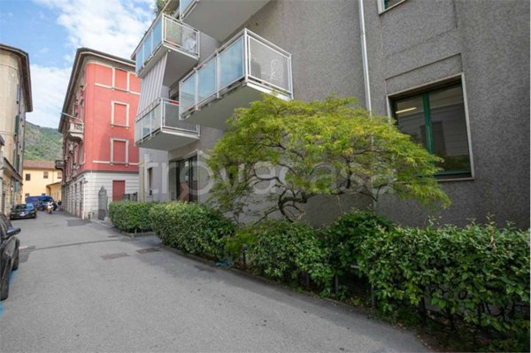 appartamento in vendita a Como in zona Borghi