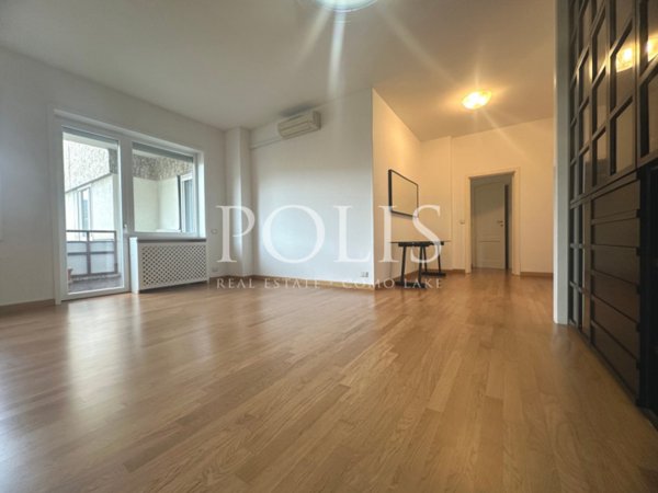 appartamento in vendita a Como in zona Como Centro