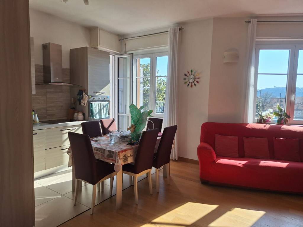 appartamento in vendita a Como in zona Camerlata