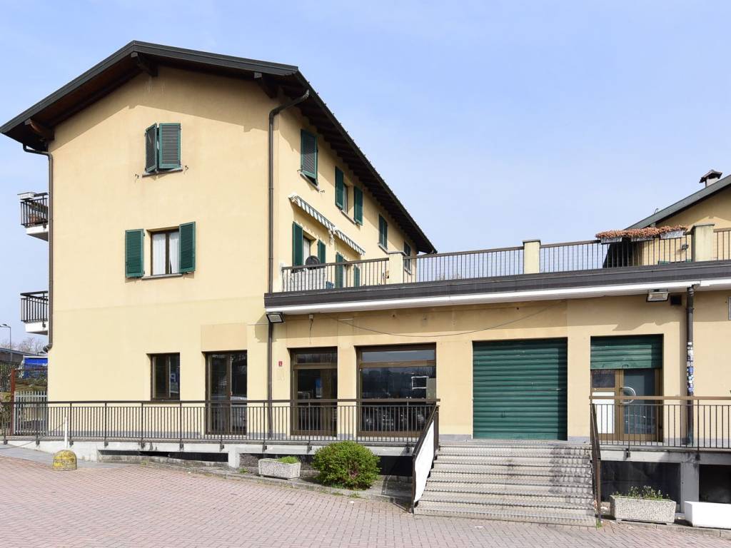 negozio in vendita a Como in zona Rebbio