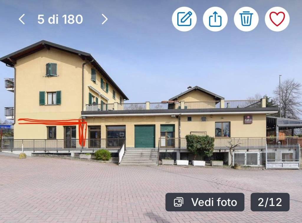 negozio in vendita a Como in zona Rebbio