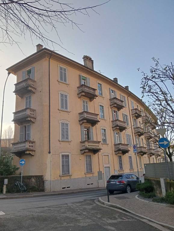 appartamento in vendita a Como in zona Borghi