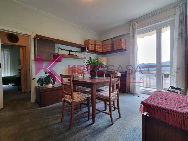 appartamento in vendita a Como in zona Lora