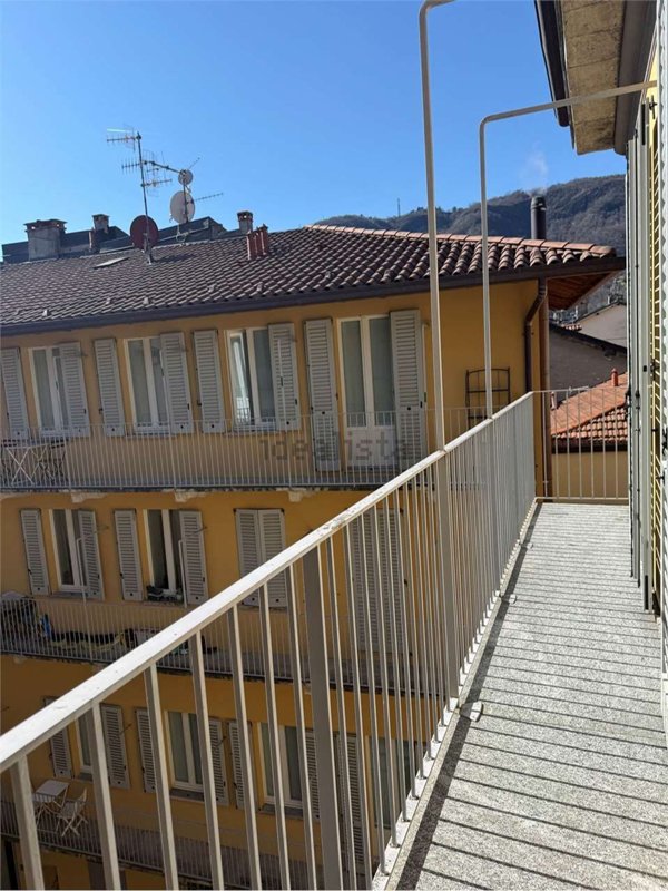 appartamento in vendita a Como in zona Como Centro