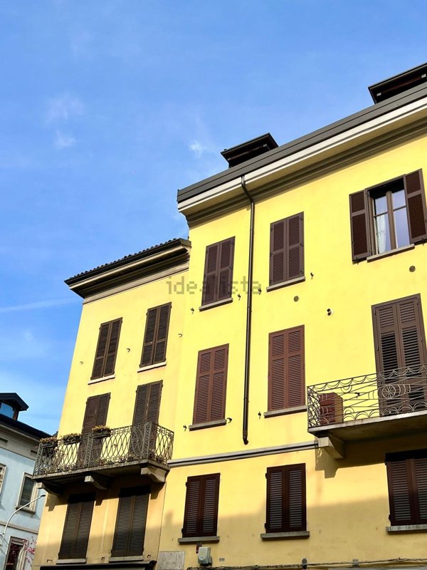 appartamento in vendita a Como in zona Como Centro