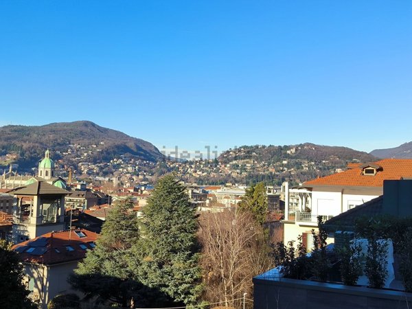 appartamento in vendita a Como in zona Como Centro