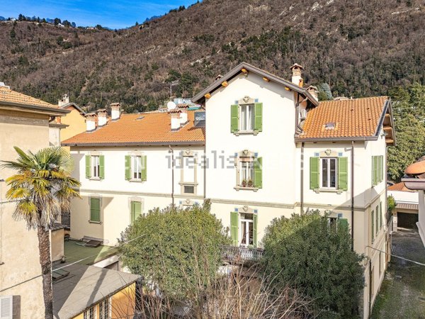 appartamento in vendita a Como in zona Como Centro