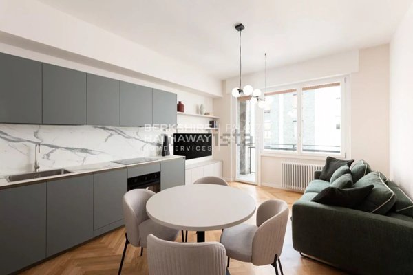 appartamento in vendita a Como in zona Como Centro