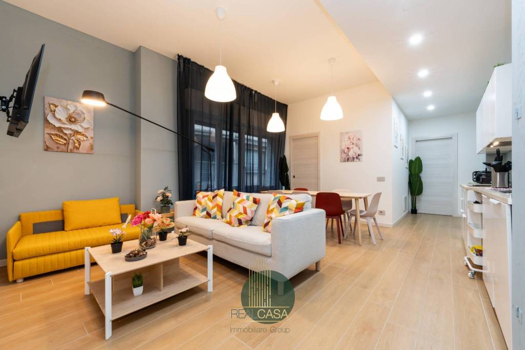 appartamento in vendita a Como in zona Como Centro