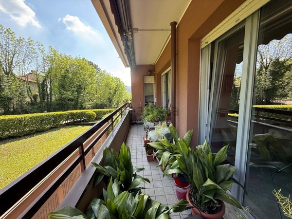 appartamento in vendita a Como in zona Sagnino