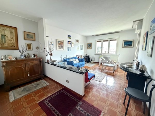 appartamento in vendita a Como in zona Breccia