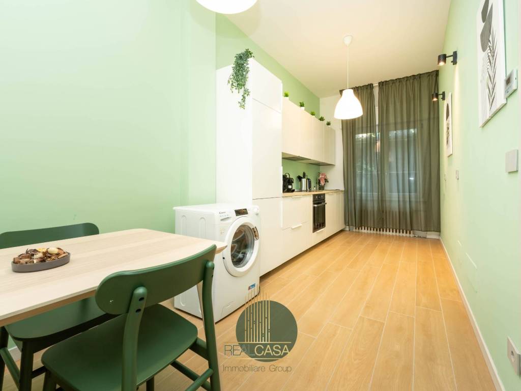 intera palazzina in vendita a Como in zona Como Centro