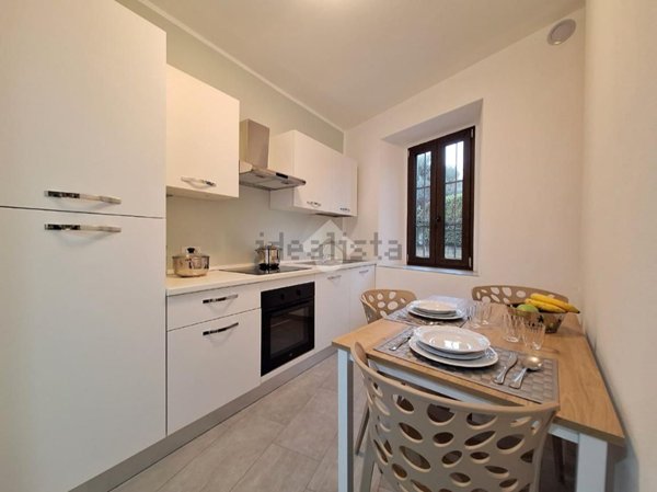 appartamento in vendita a Como in zona Albate