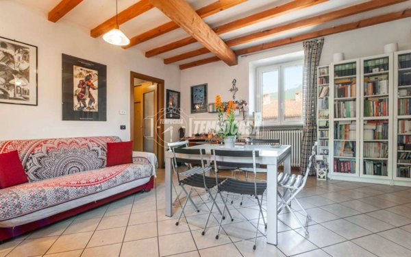 appartamento in vendita a Como in zona Borghi