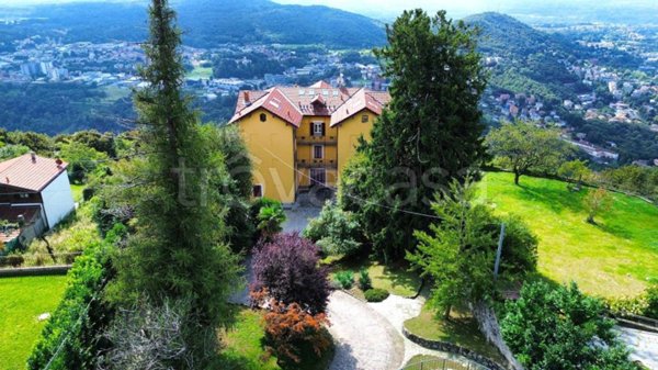 appartamento in vendita a Como in zona Grotta