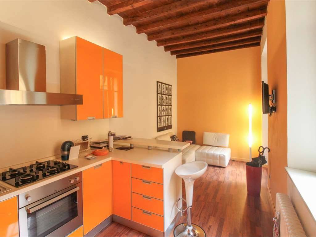 appartamento in vendita a Como in zona Como Centro