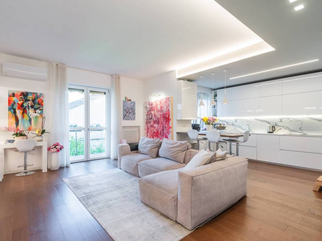 appartamento in vendita a Como in zona Borghi