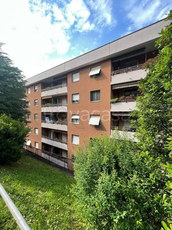 appartamento in vendita a Como in zona Sagnino