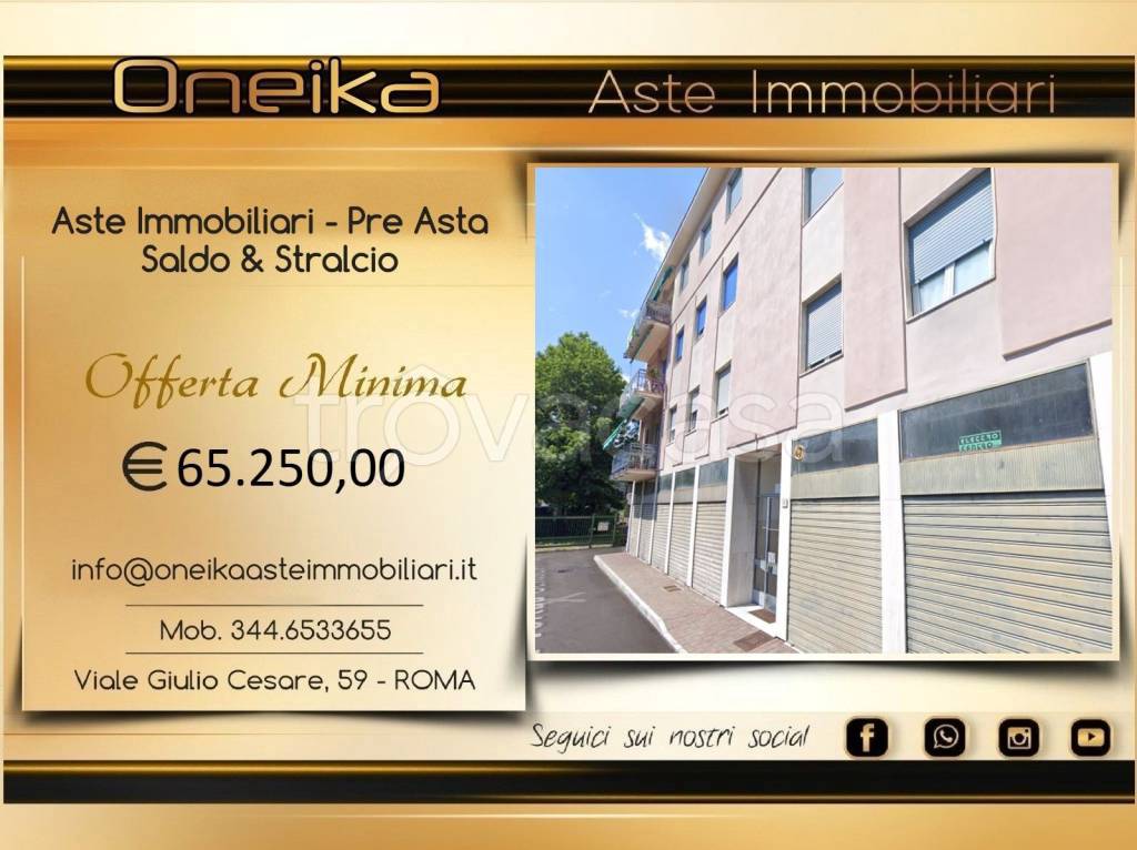 appartamento in vendita a Como in zona Tavernola