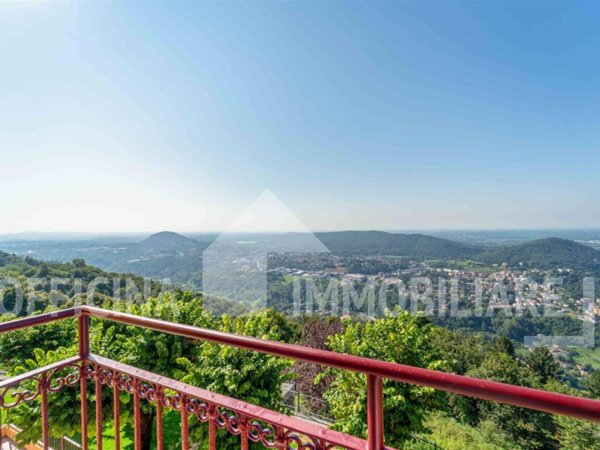 appartamento in vendita a Como in zona Civiglio