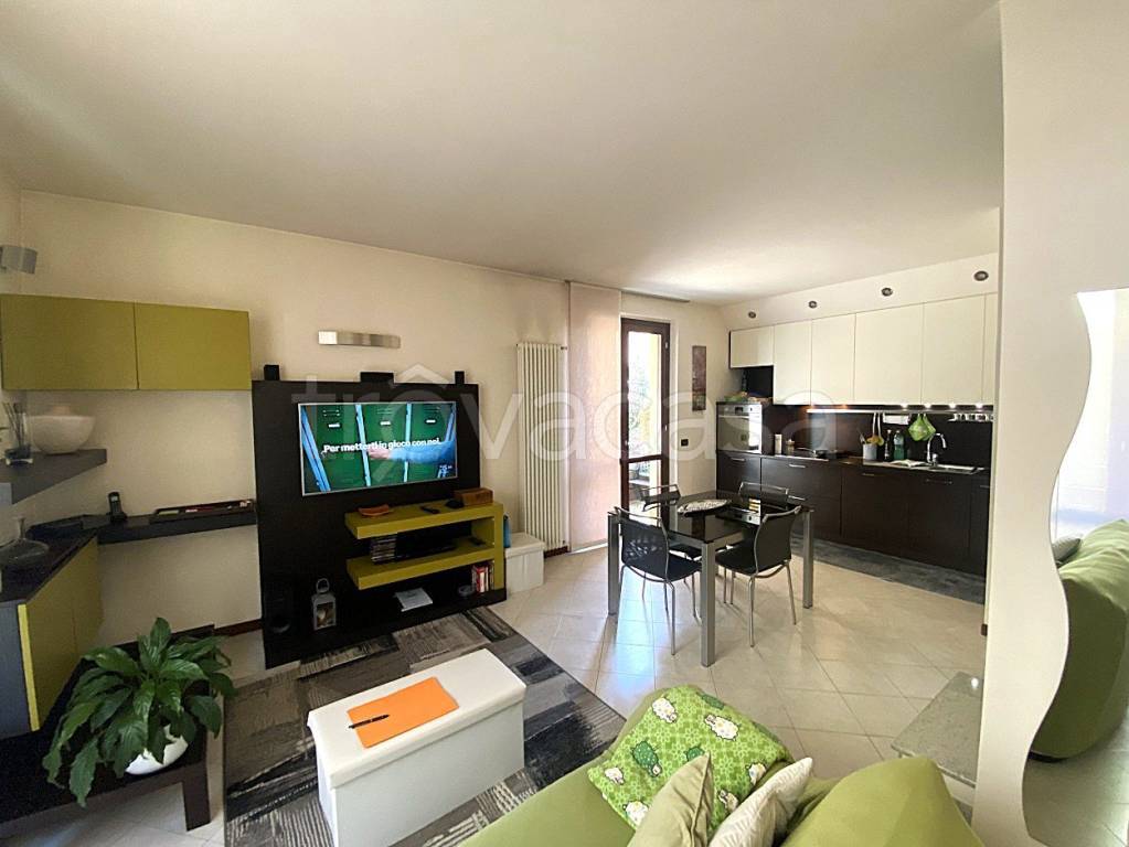 casa indipendente in vendita a Como in zona Rebbio