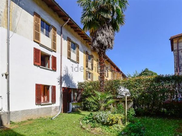 appartamento in vendita a Como in zona Breccia