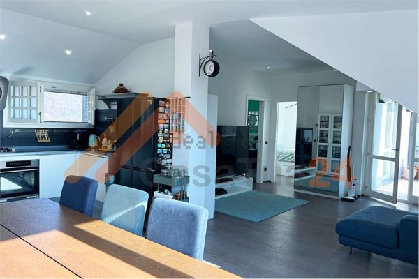 appartamento in vendita a Como in zona Civiglio