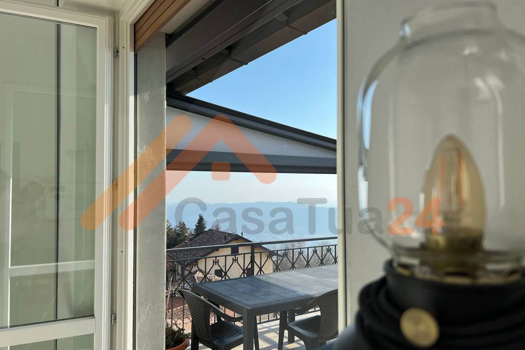 appartamento in vendita a Como in zona Civiglio
