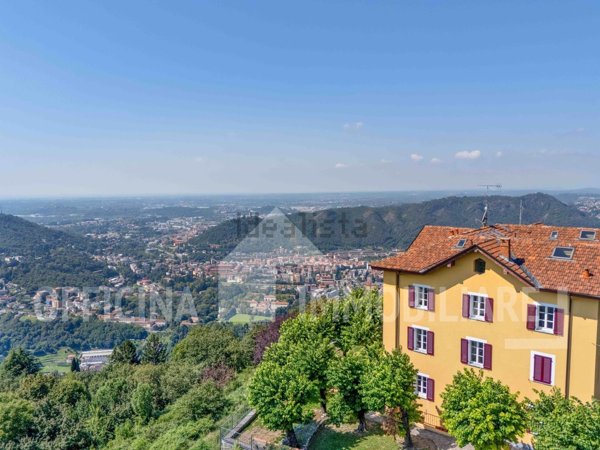 appartamento in vendita a Como in zona Civiglio