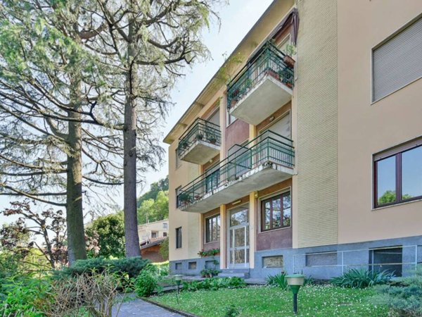 appartamento in vendita a Como in zona Villa Olmo