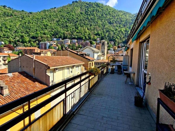 appartamento in vendita a Como in zona Prudenziana