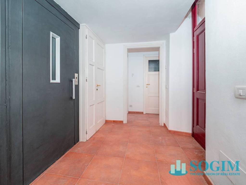 appartamento in vendita a Como in zona Grotta