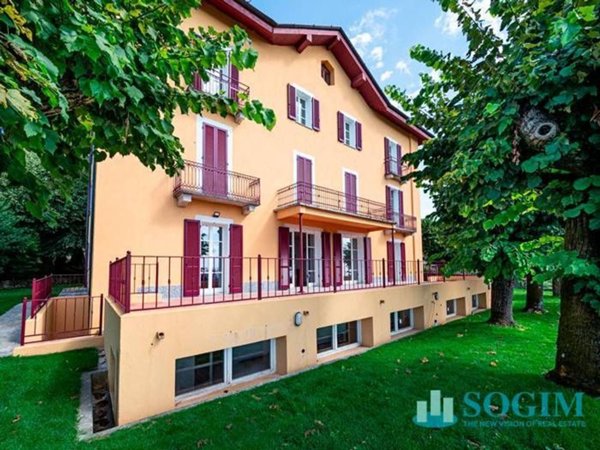 appartamento in vendita a Como in zona Civiglio