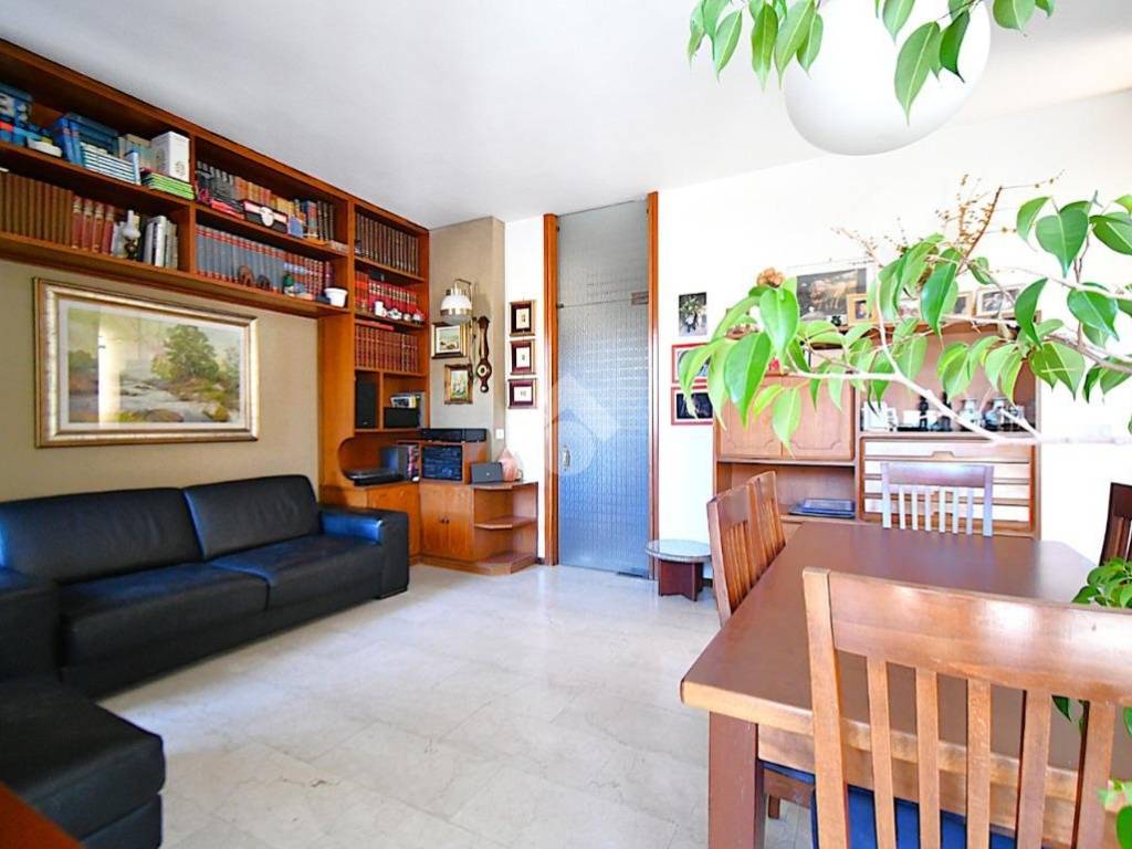 appartamento in vendita a Como