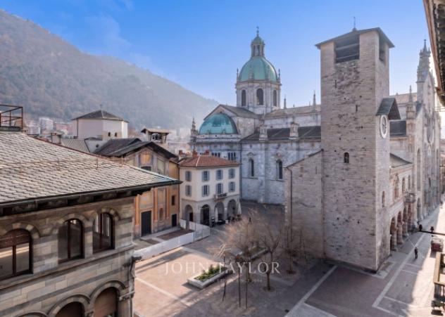 appartamento in vendita a Como in zona Como Centro