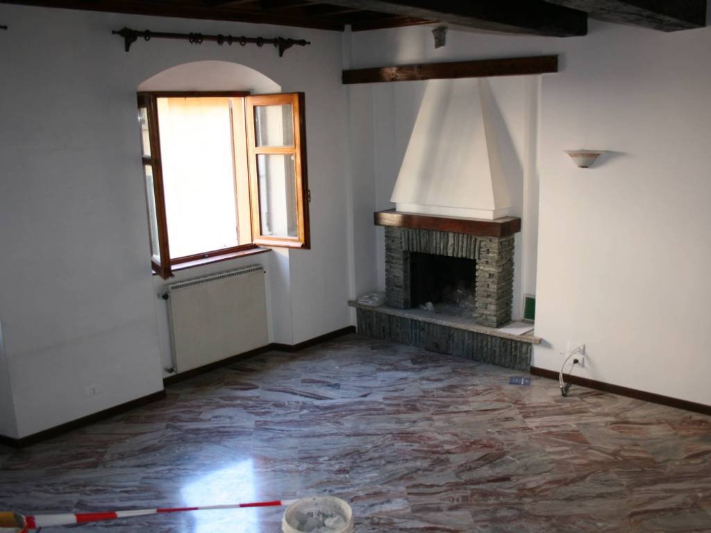 appartamento in vendita a Como in zona Como Centro