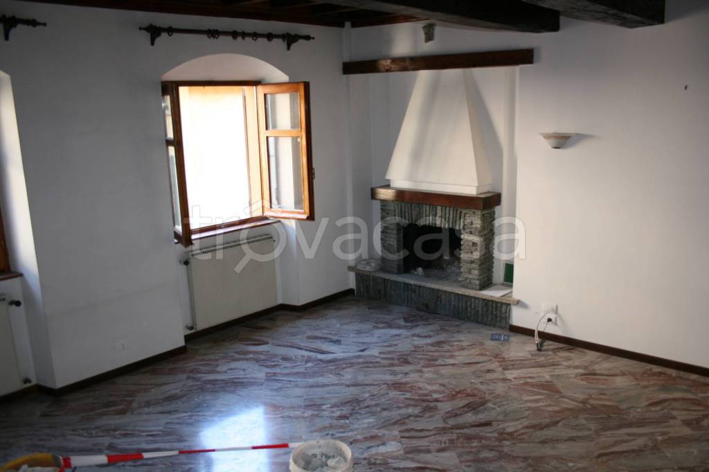 appartamento in vendita a Como in zona Como Centro