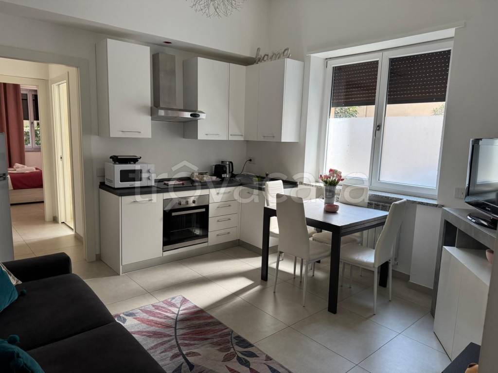 appartamento in vendita a Como in zona Como Centro