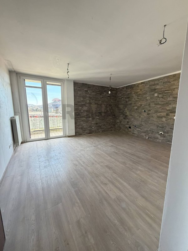 appartamento in vendita a Como in zona Rebbio