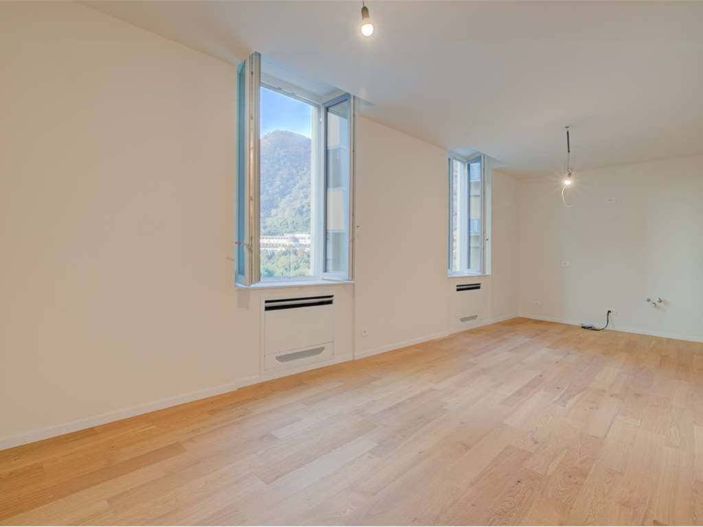 appartamento in vendita a Como in zona Borghi