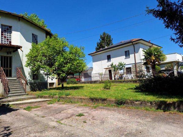 appartamento in vendita a Como in zona Albate