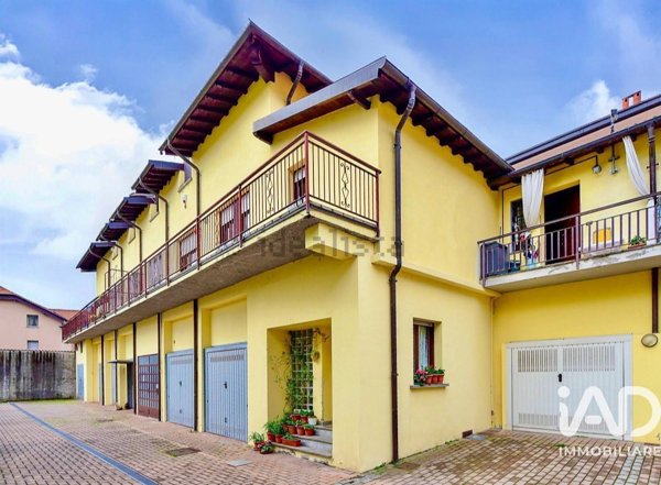 appartamento in vendita a Como in zona Camerlata