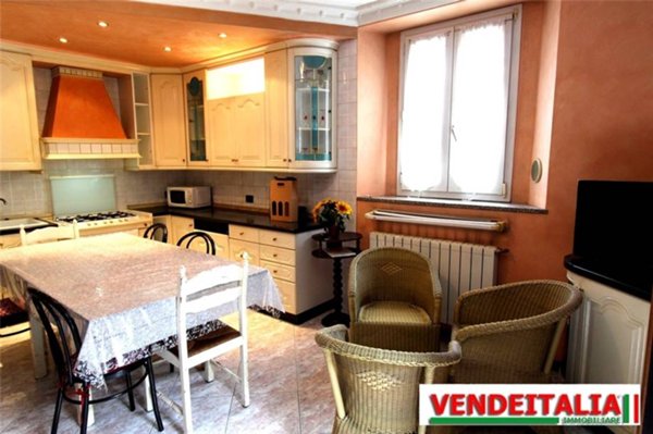 appartamento in vendita a Como in zona Caserme