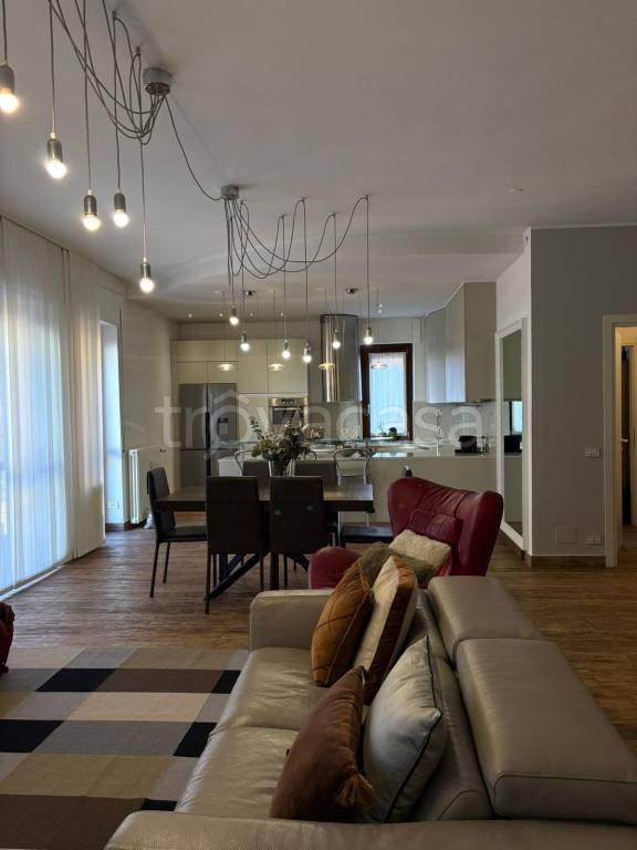 appartamento in vendita a Como in zona Como Centro