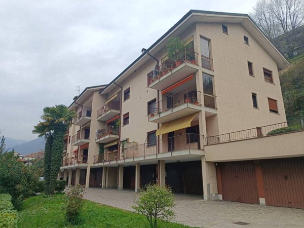 appartamento in vendita a Como in zona Ponte Chiasso