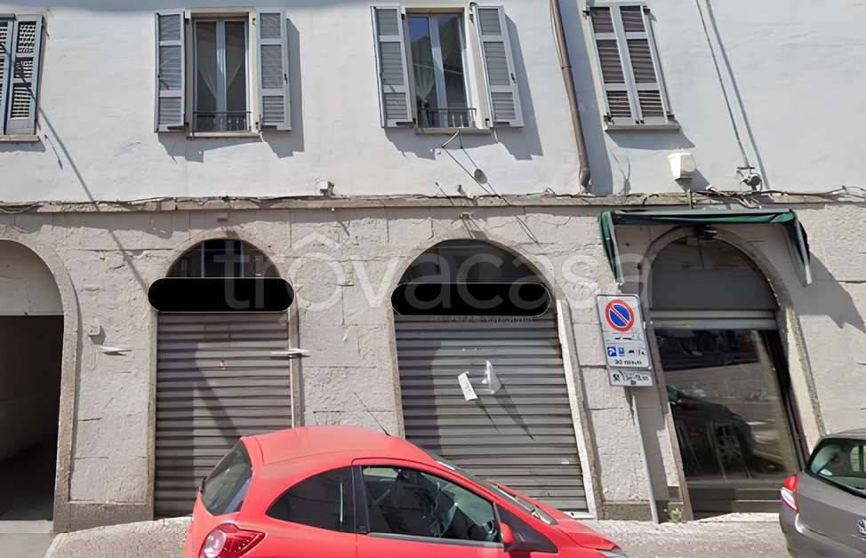 negozio in vendita a Como