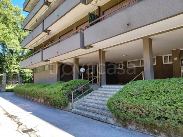 appartamento in vendita a Como in zona Sagnino