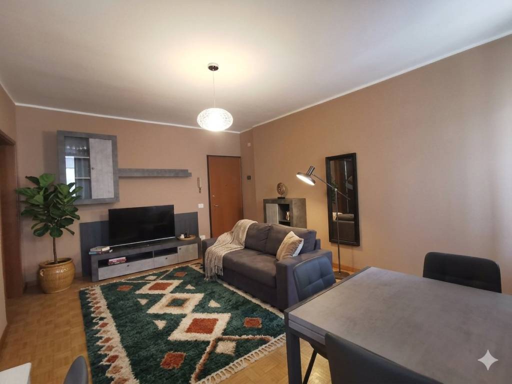 appartamento in vendita a Como in zona Como Centro